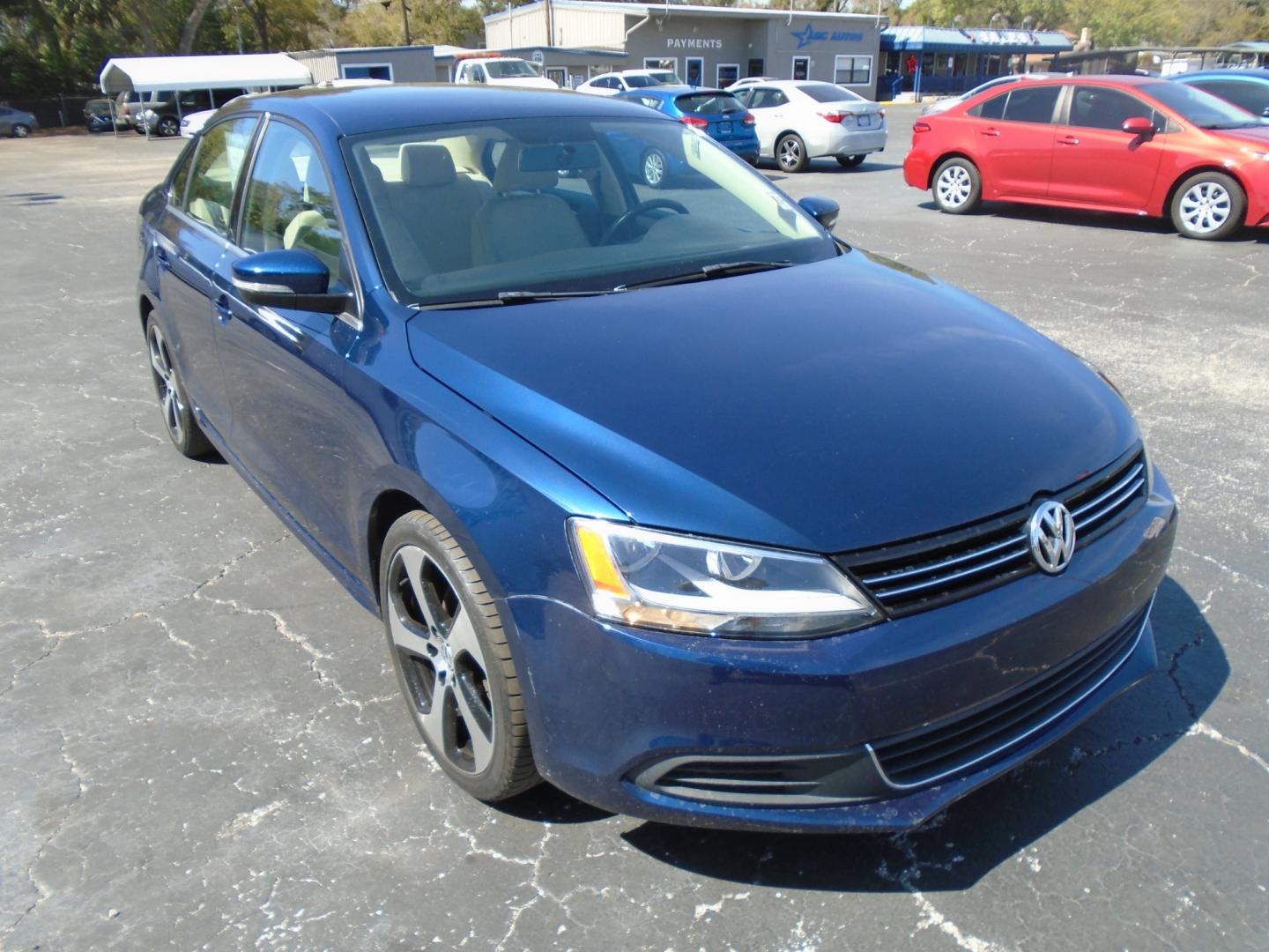 2013 Volkswagen Jetta (3VWDX7AJXDM) , located at 6112 N Florida Avenue, Tampa, FL, 33604, (888) 521-5131, 27.954929, -82.459534 - Photo#3